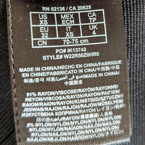 Guess Black Ribbed Bodycon Mini V-neck Dress Size XS NEW WITH TAGS - Picture 5 of 8